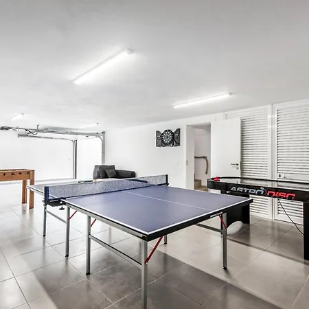 别墅 Marvi 西尔韦斯